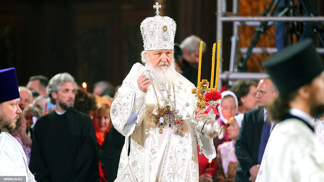Патриарх Кирилл совершил Литургию в день 100-летия отречения Николая II Патриарх Кирилл совершил Литургию в день 100-летия отречения Николая II