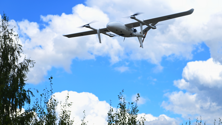 Штраф от дрона. Росреестр предложил использовать БПЛА для наблюдения за участками жителей России