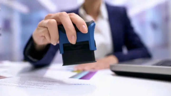 Немец пошёл биться за русских, чтобы исправить ошибки деда. И попал в ловушку