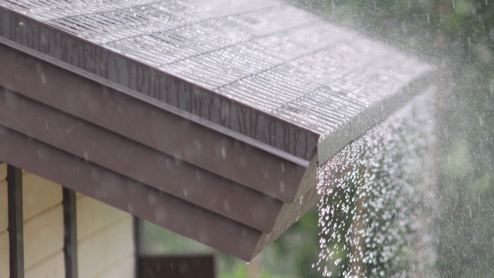 В Новороссийске прошёл ливень, на Анапу обрушился град