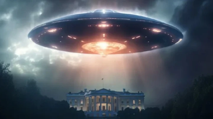 «Это к психотерапевтам»: астроном не поверил в пять физических структур на объекте 3I/ATLAS