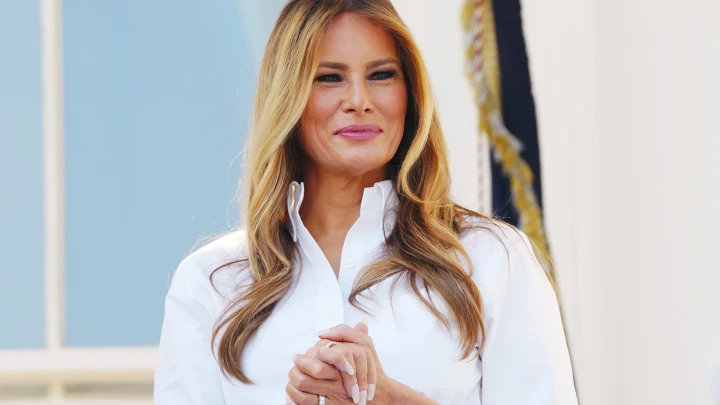 Иностранцы в TikTok учатся славянскому взгляду