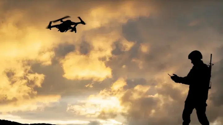 Бусаргин: в нескольких домах в Энгельсе частично выбиты стёкла после атаки БПЛА