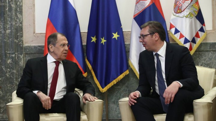Сербия не хочет в НАТО, а большинство граждан поддерживают Россию Сербия не хочет в НАТО, а большинство граждан поддерживают Россию