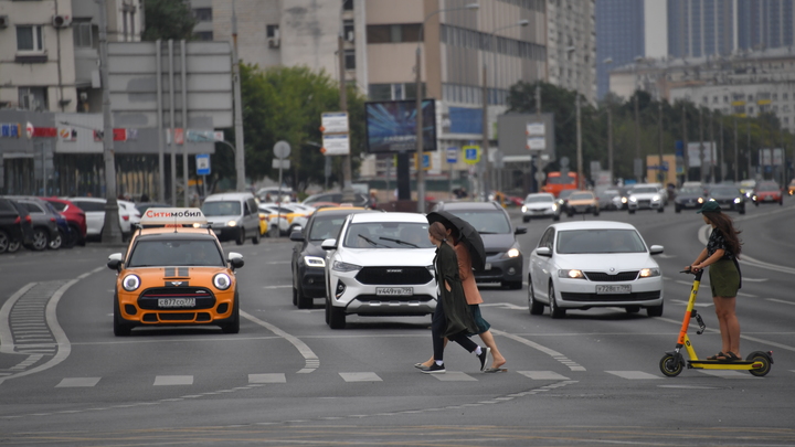 Наговорили на статью. Тысячи водителей в Москве не отрываются от телефона за рулём