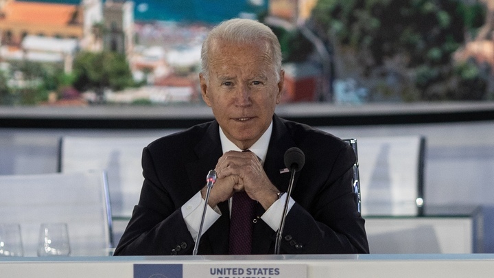 Журнал Time предрекает трудности Байдену: Тучи над Белым домом