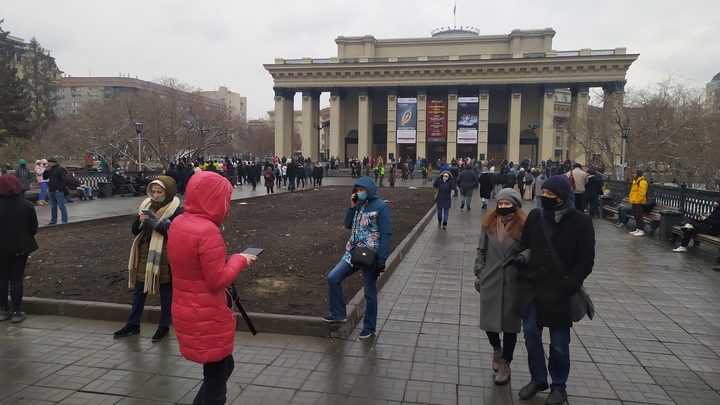 Город без лица: За что томские блогеры раскритиковали Новосибирск