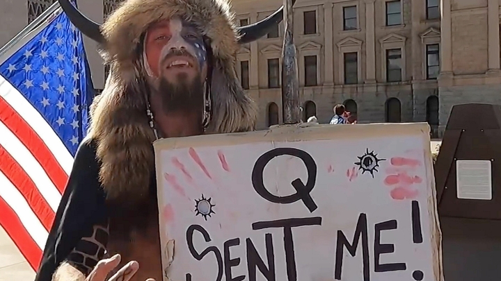 Теперь они бьются в конвульсиях в яме: Штаты оказались на грани гражданской войны