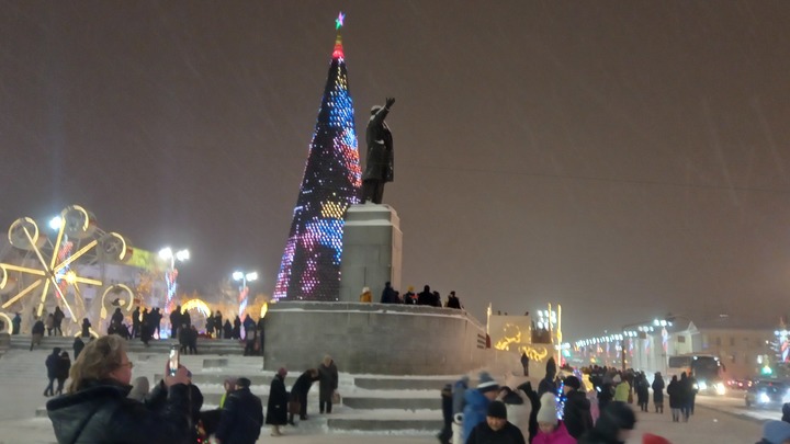 Власти Екатеринбурга начали готовиться к строительству новогодних городков