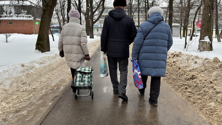 Невролог обнадёжил, что умственные способности у пожилых людей снижаются не всегда