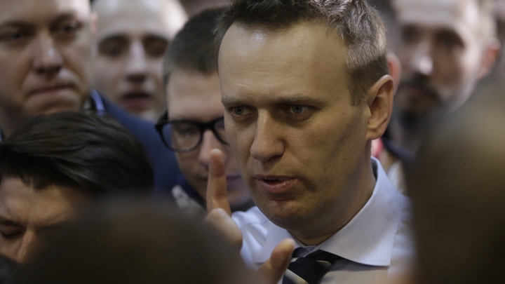 Это не кома: Врачи заподозрили у Навального самый тривиальный диагноз