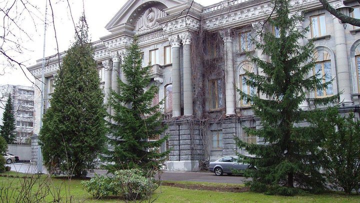 Посольство на посольство: Озлобленные атаки финнов не остались без ответа