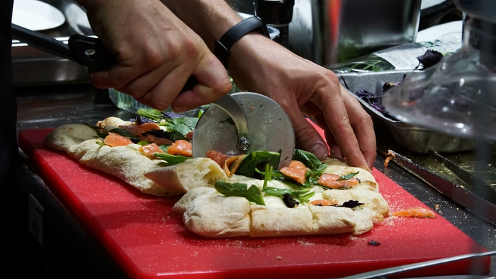 Они ещё спросили, как на вкус: Русская рассказала о китайской пицце с сюрпризом