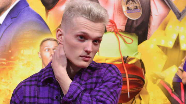 Даня Милохин отложил приезд в Россию из опасения попасть под осенний призыв - источник