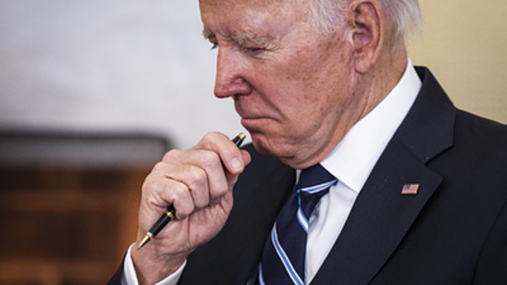 С пометкой секретно: Эпопея с бумажным скандалом Байдена получила продолжение