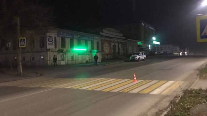 Полиция Миасса просит помощи в поисках водителя, сбившего ребенка на зебре