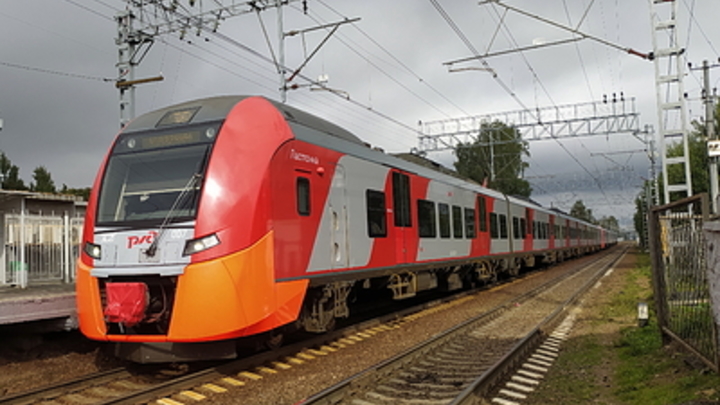 В московском метрополитене появился «космический поезд»