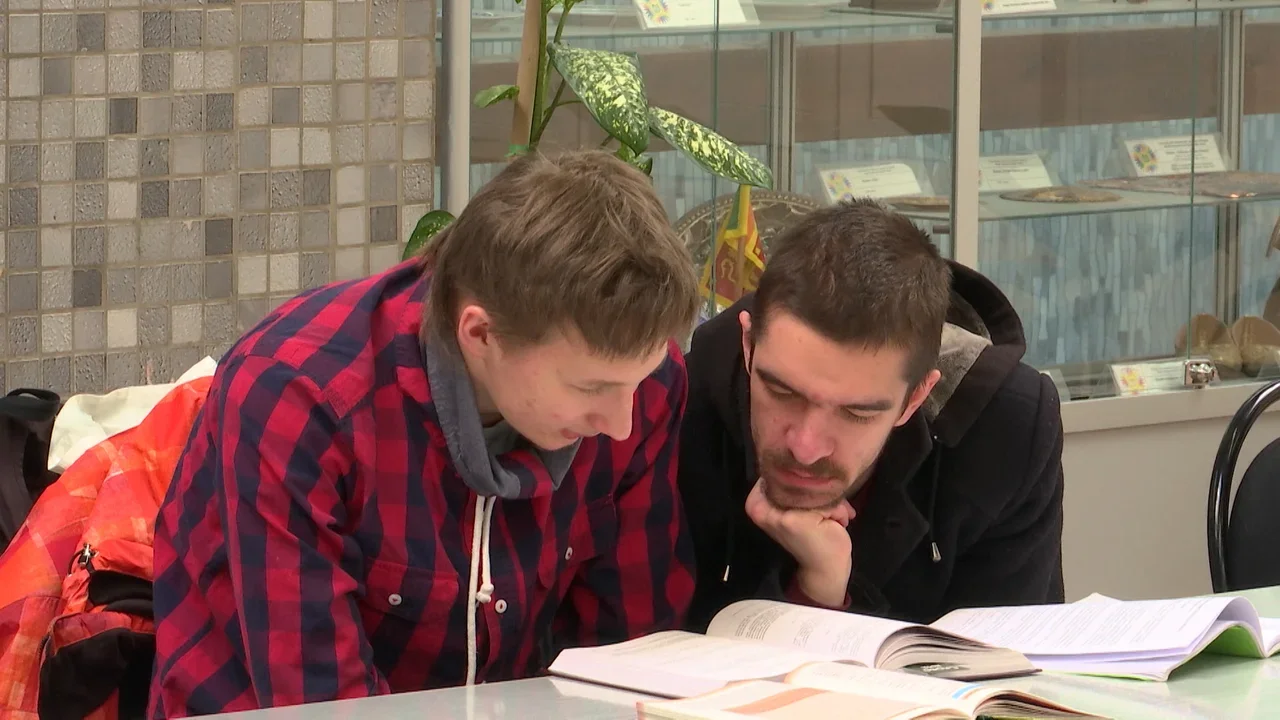 Мужчины с неразборчивой речью более привлекательны: Подтверждено учёными