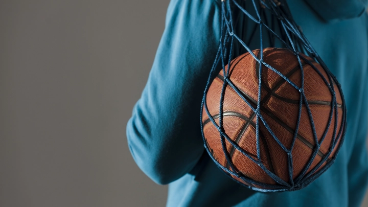 Сашка Белов. Легенда баскетбола. Американцы стоя ему аплодировали. Умер он, не дожив до 27-летия