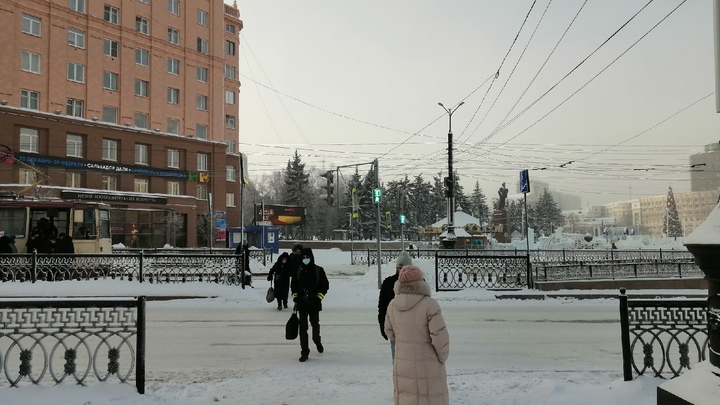 В Челябинске на сутки продлили режим неблагоприятных метеоусловий