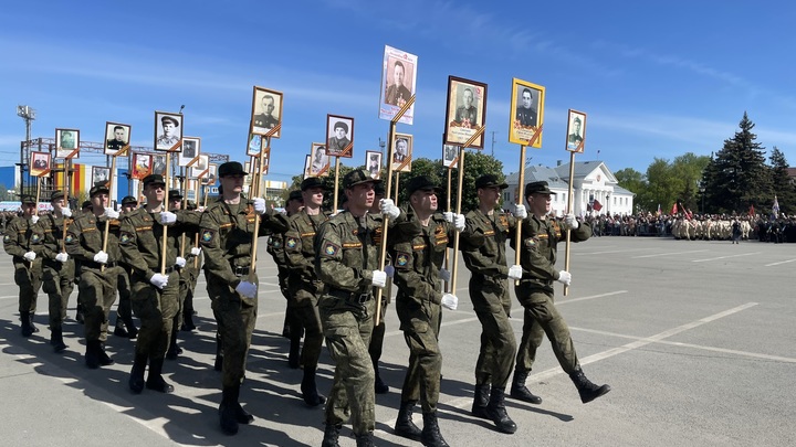 “За нами Правда”: в Тольятти состоялся торжественный парад Победы