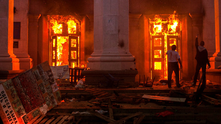 Русские своих сдают?