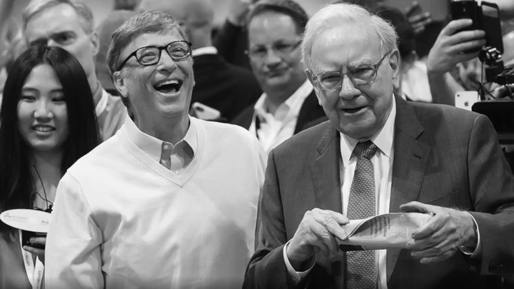 Заставляешь смеяться: Билл Гейтс трогательно поздравил миллиардера Уоррена Баффетта с 91-летием