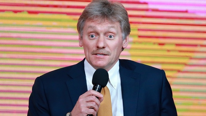 Песков назвал недопустимыми предположения о связи Кремля с отравлением в Солсбери
