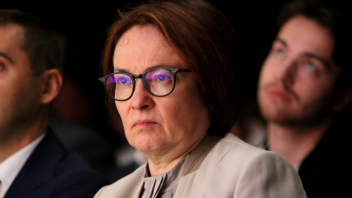 Хазин в своей манере оценил хрустальный шар Набиуллиной: Иван Васильевич, когда вы говорите...