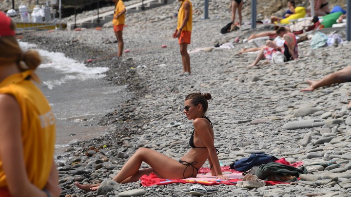 В Сочи объявлено штормовое предупреждение из-за жары - МЧС