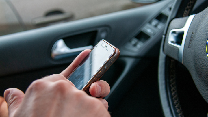 Телефон превратился в кирпич: Русские опробовали новую тактику против киевского режима?