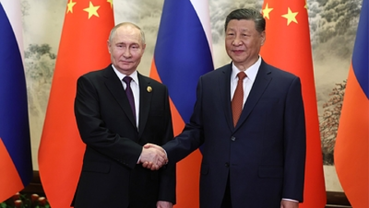Sohu: США обеспокоились закупкой Китаем русских боевых машин