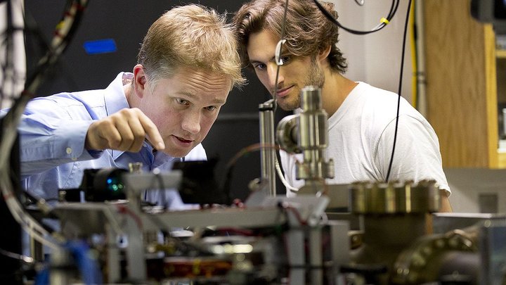 Разработки уже используются: Лауреатами московской премии стали 90 молодых учёных