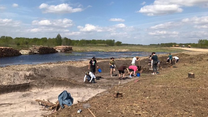 Каменные топоры нашли археологи на месте строительства трассы М-12 в Нижегородской области