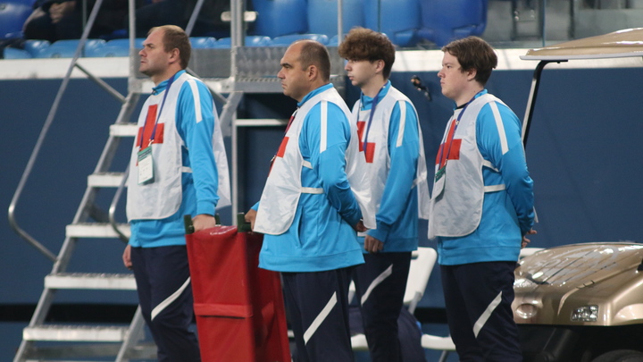 Главного судью увезли на скорой с матча чемпионата Белоруссии по футболу