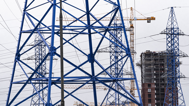 В Новороссийске три улицы остались без света из-за аварии на подстанции