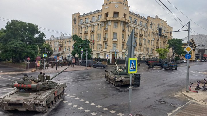 Появилось видео из центра Ростова, снятое бойцами ЧВК Вагнер в день мятежа