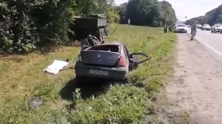 Смертельное ДТП с военным грузовиком произошло в Ростовской области