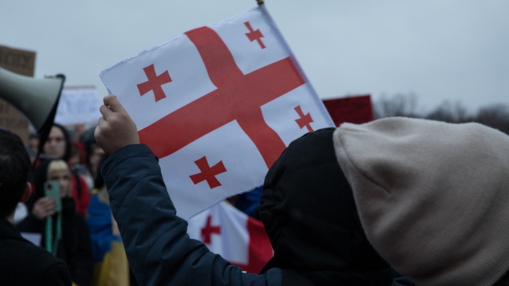 Скандальный закон снят. Но война Грузии с Россией всё равно неизбежна?
