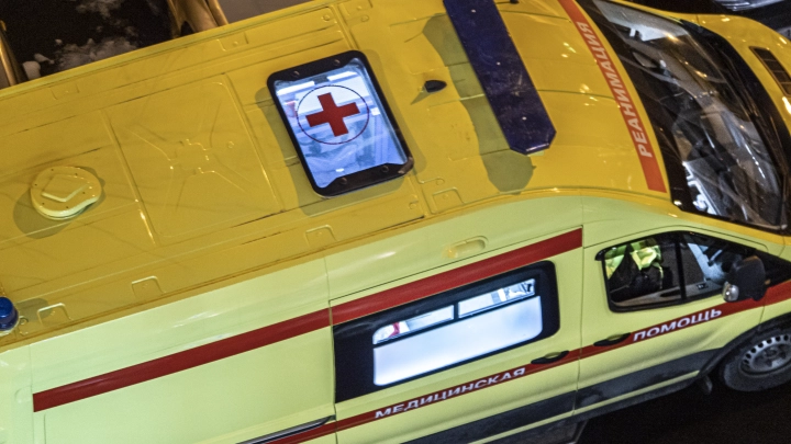 Дебошир перекрыл дорогу реанимобилю и начал качать права. Сколько ещё терпеть подобное?