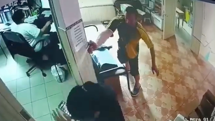 В Туапсинском районе неадекват залил перцовым баллончиком врачей ветклиники