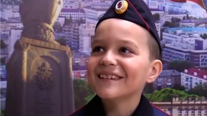 Юному патриоту из Белгорода, встречающему русских солдат, предложили стать кадетом