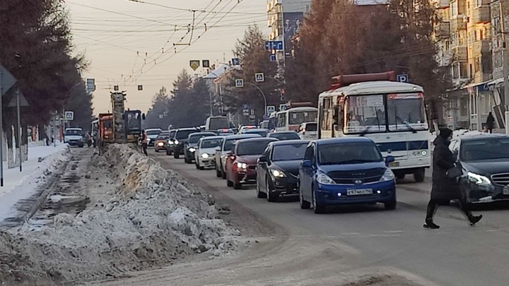 Мимо остановки: Кемеровчанка пожаловалась на водителей маршрутки