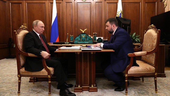 Путин принимает с докладом главу ДНР Пушилина - прямая трансляция