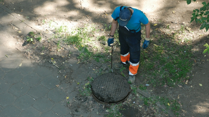 В Краснодаре двое сотрудников коммунальной службы погибли в колодце