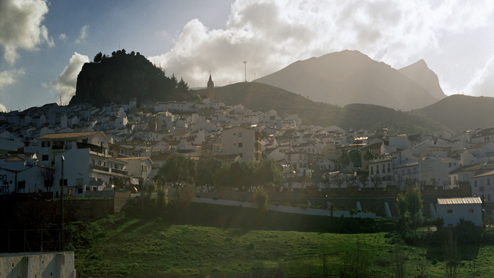 Dolce vita закончилась в СИЗО: испанский миллионер 14 лет содержал русскую, но услышал адьёс