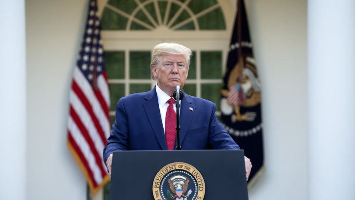 Может, и на 9 Мая собрался: Трамп разразился плачем по союзу с Россией, но его прервали ведущие