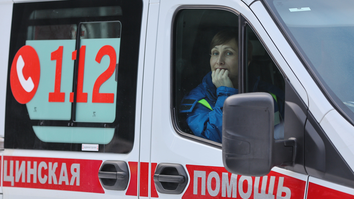 В Москве 13-летняя школьница отправилась в больницу после игры в снежки