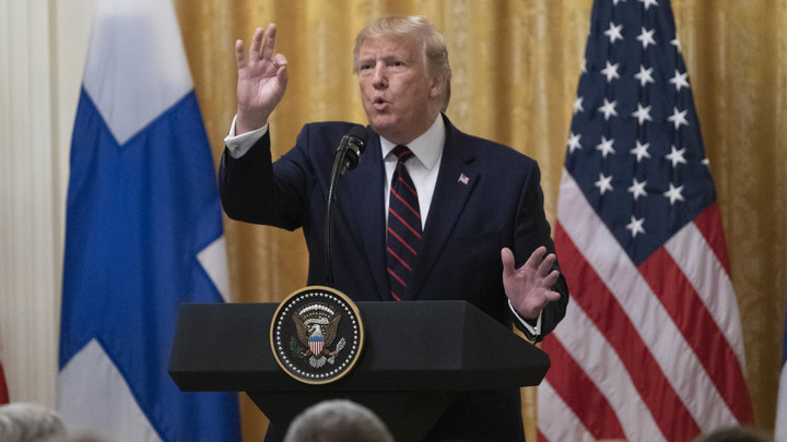 Трамп: Зеленский несет ответственность за начало конфликта на Украине