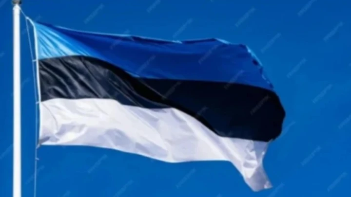 Россия ответила Эстонии на русофобию запретом на проезд фур